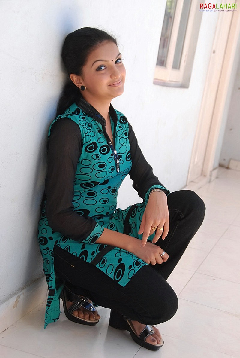 Saranya Mohan