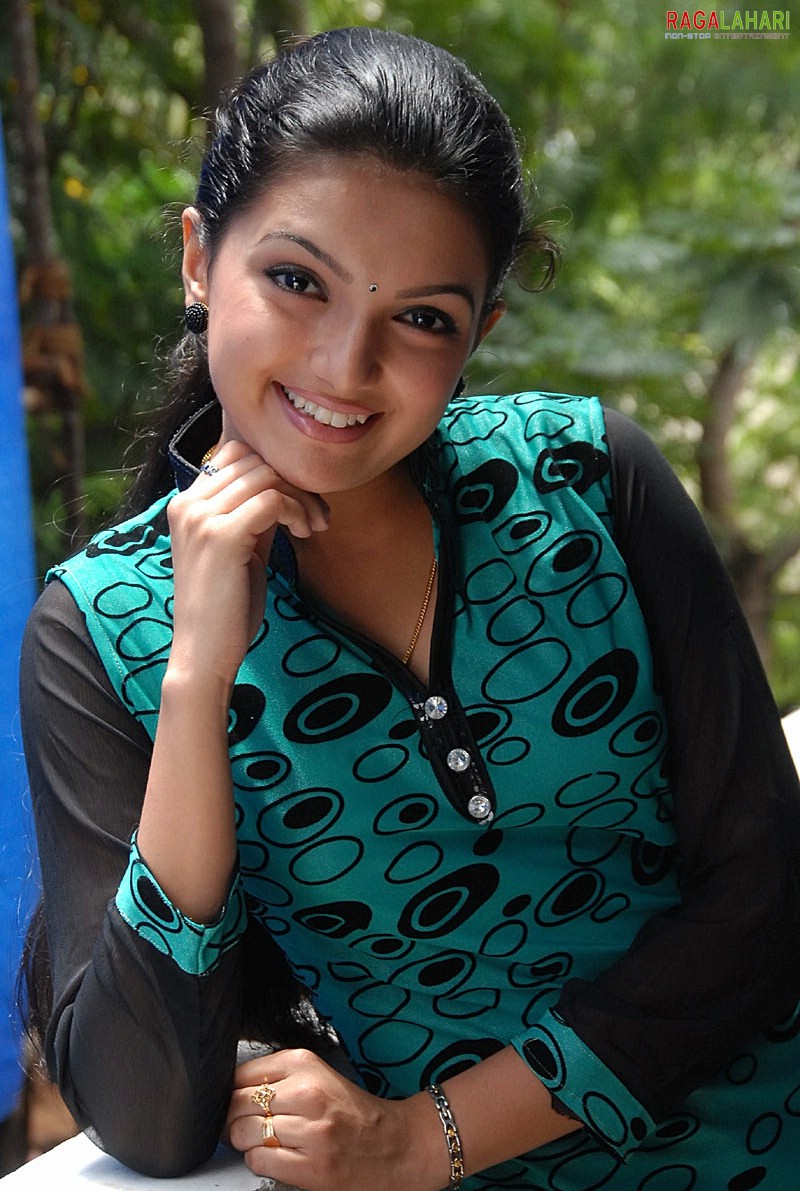 Saranya Mohan