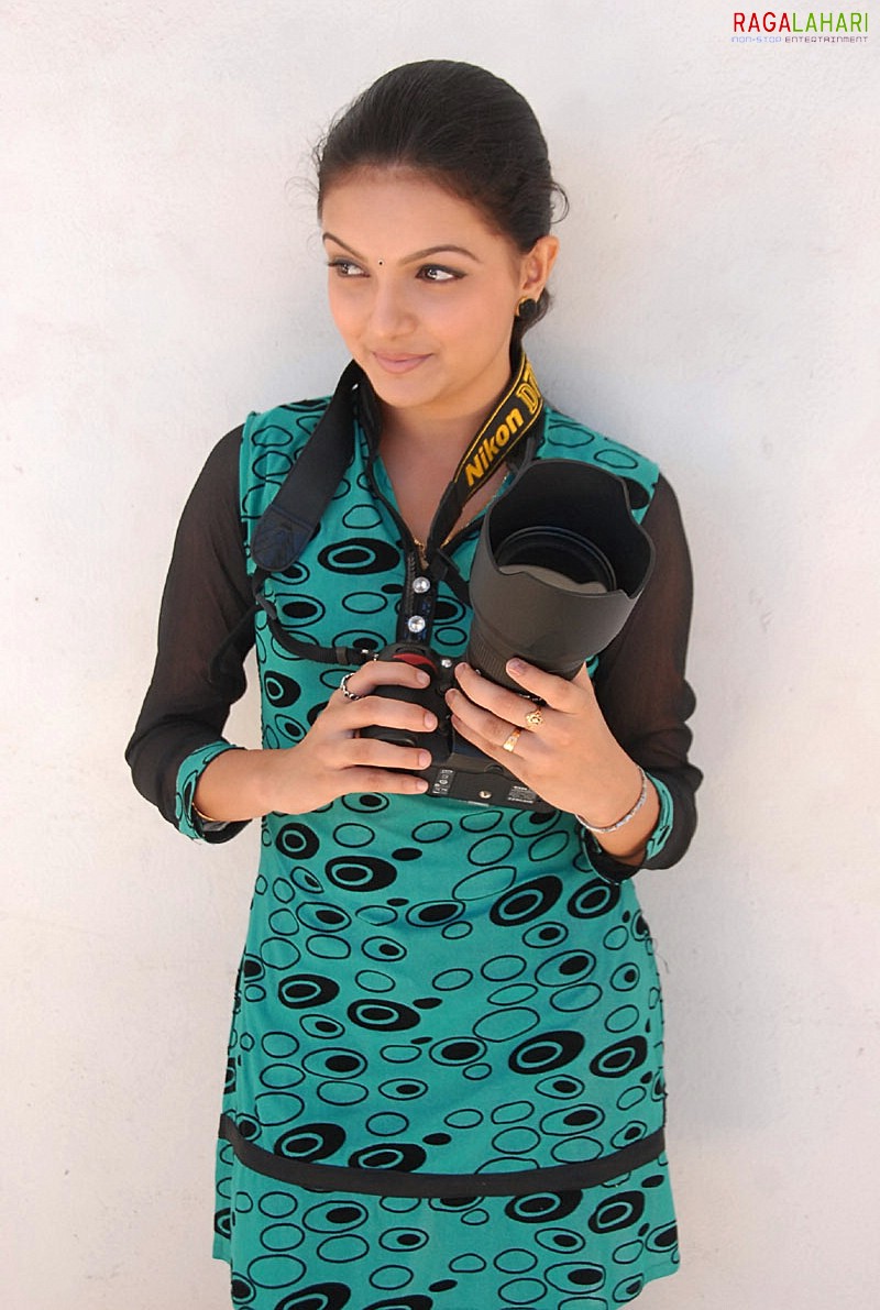 Saranya Mohan