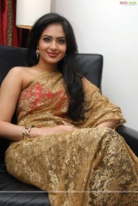 Nikeesha Patel