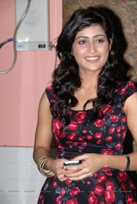Anisha Singh at Ayyare Audio Release