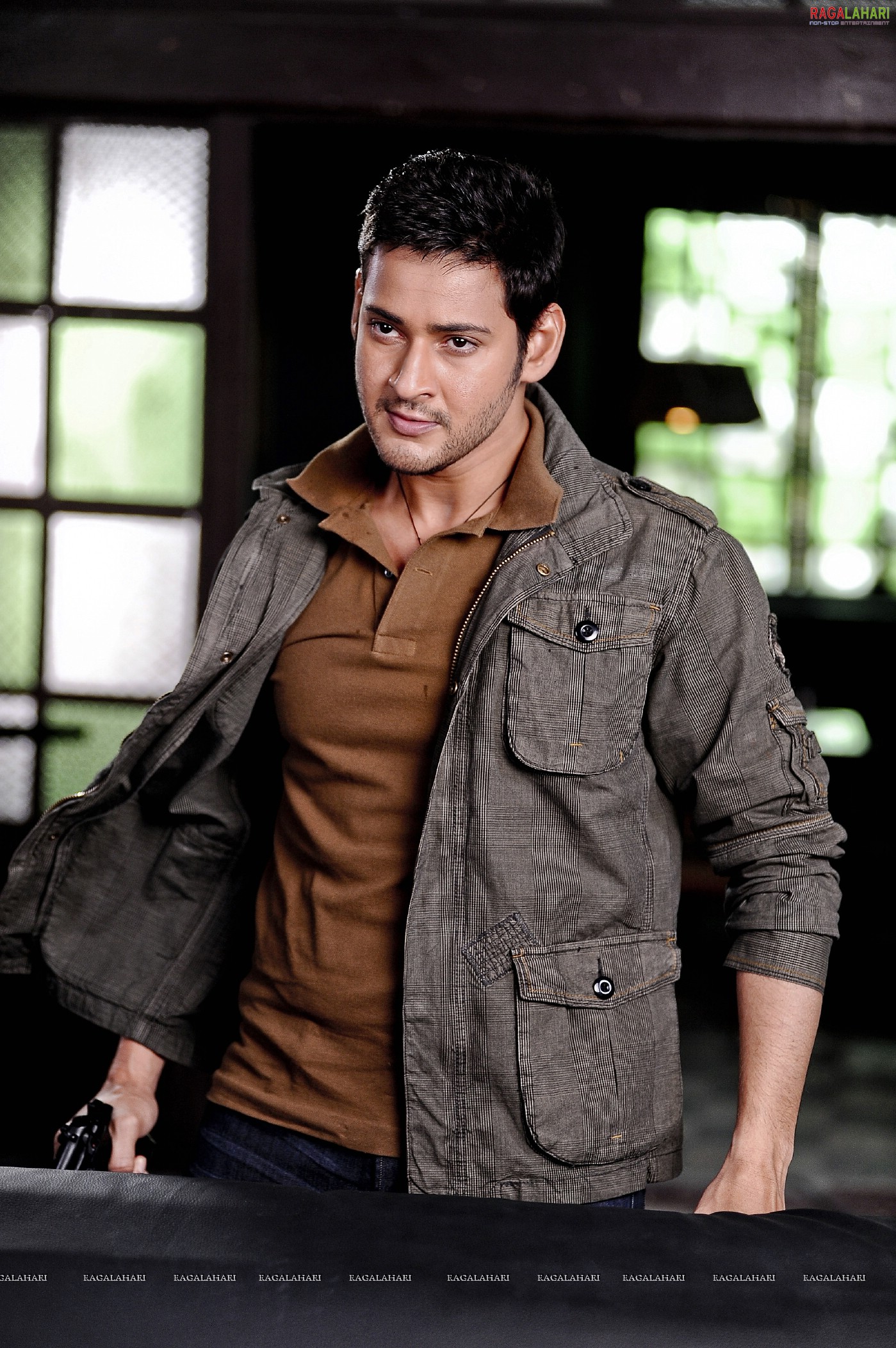 Mahesh Babu Dhookudu Movie Stills, HD Gallery, Images