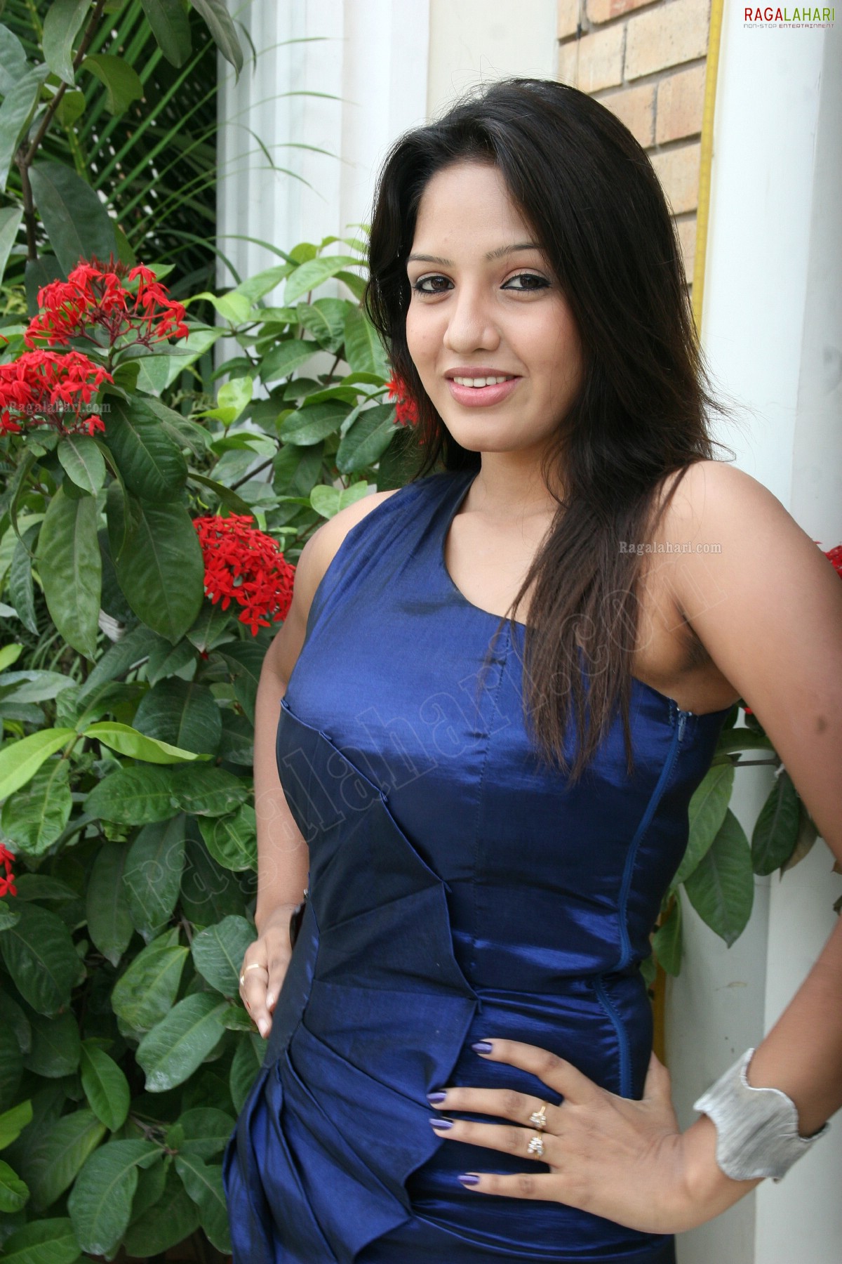 Pavani Reddy (Hi-Res)