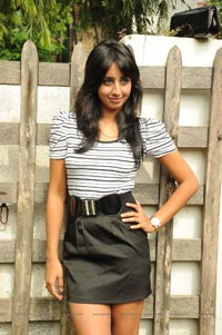 Sanjjanaa at Mugguru Press Meet