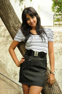 Sanjjanaa at Mugguru Press Meet