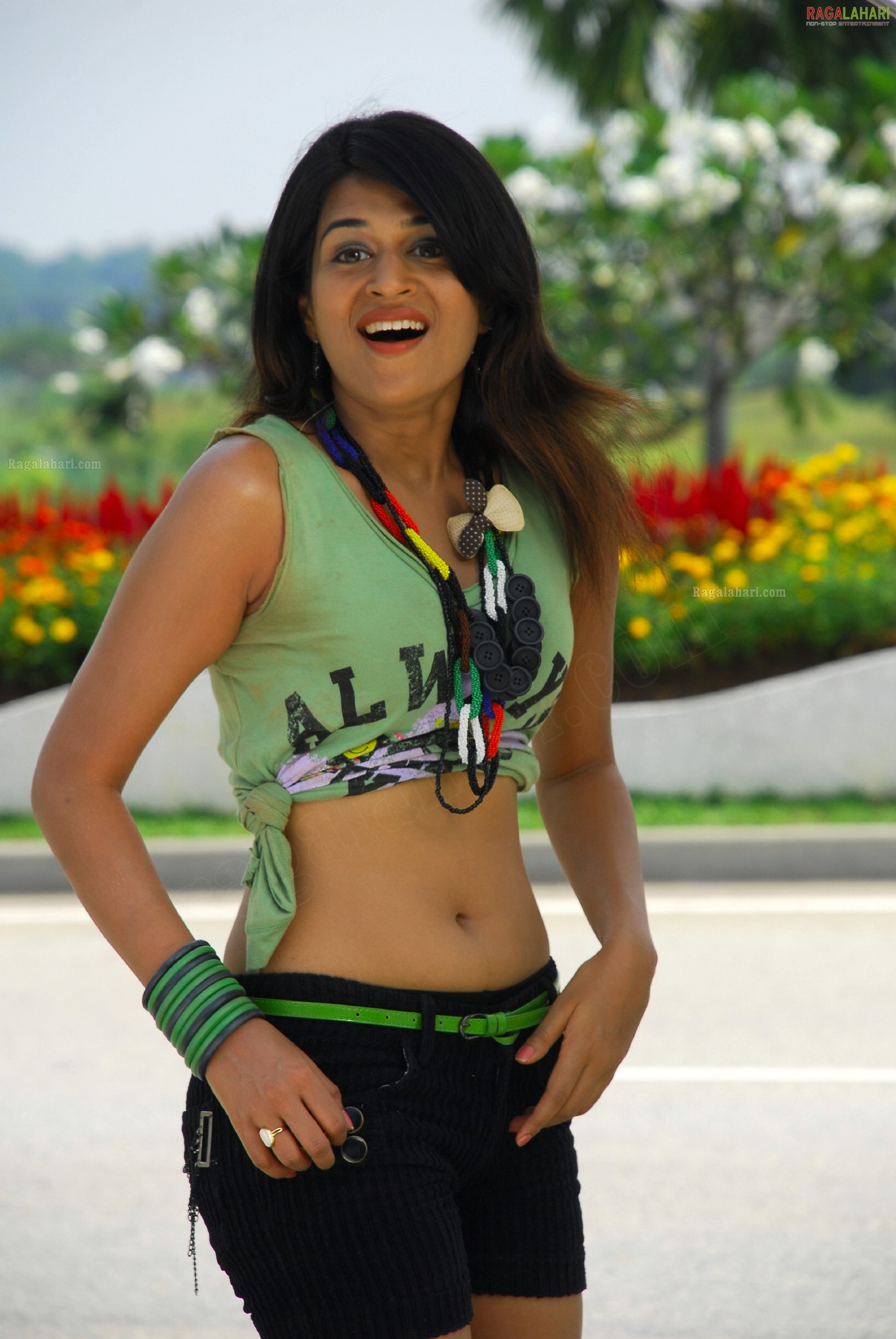 Shraddha Das (Posters)