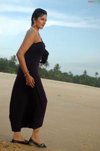 Vimala Raman in Beach