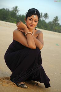 Vimala Raman in Beach