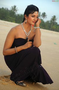 Vimala Raman in Beach