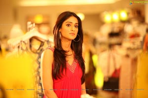 Ileana in Midriff Dress