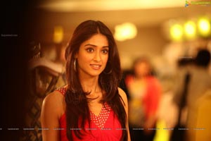 Ileana in Midriff Dress