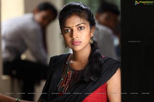 Amala Paul in Nayak HD Photos