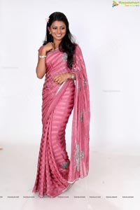 Beautiful Model Rakshitha in Saree