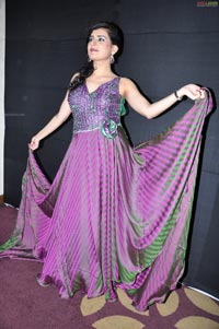 Veda Archana walks the ramp at Indian Fashion Street