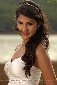 Beautiful Ria Chakravarthi