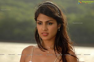 Beautiful Ria Chakravarthi