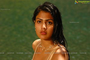 Beautiful Ria Chakravarthi