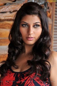Sexy Sarah Sharma in Short Frock
