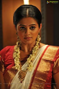 Priyamani Charulatha