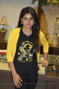 Model Hasini at Hiya Designer Jewellery Extended Showroon