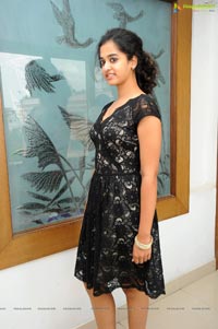 Nandita at Santosham Magazine Press Meet