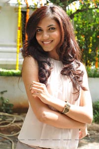 Romance Movie Heroine Reetu