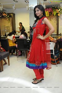 Model Shamili at Hiya Designer Jewellery Extended Showroon