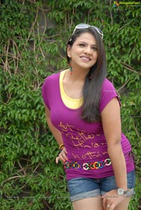 Shivani Bhaaja Bhajantreelu