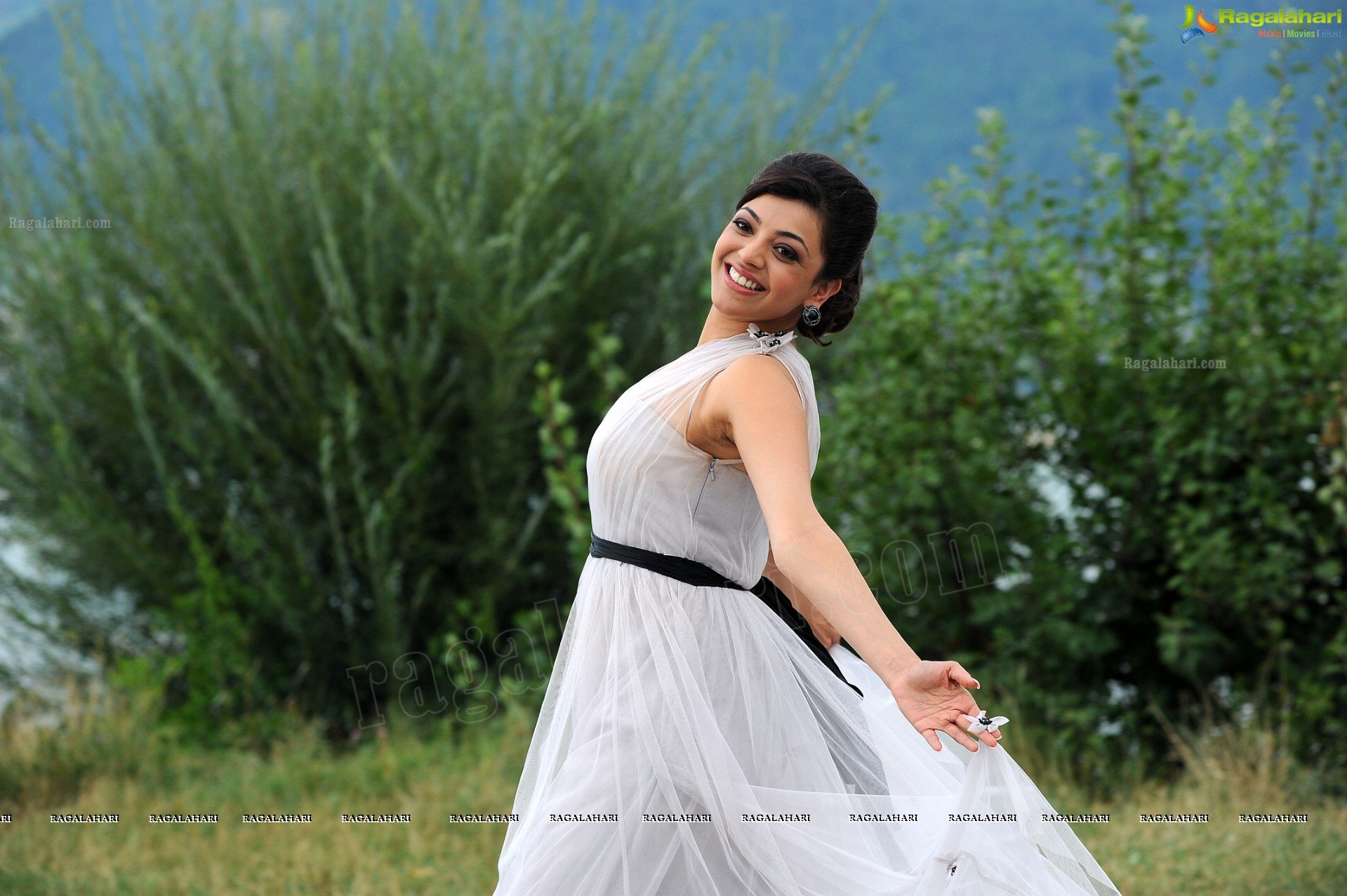 Kajal Agarwal in Sleeveless Dress, HD Photo Gallery, Images