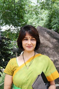 Amala Akkineni High Definition Photos in Saree