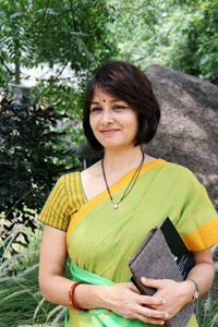 Amala Akkineni High Definition Photos in Saree