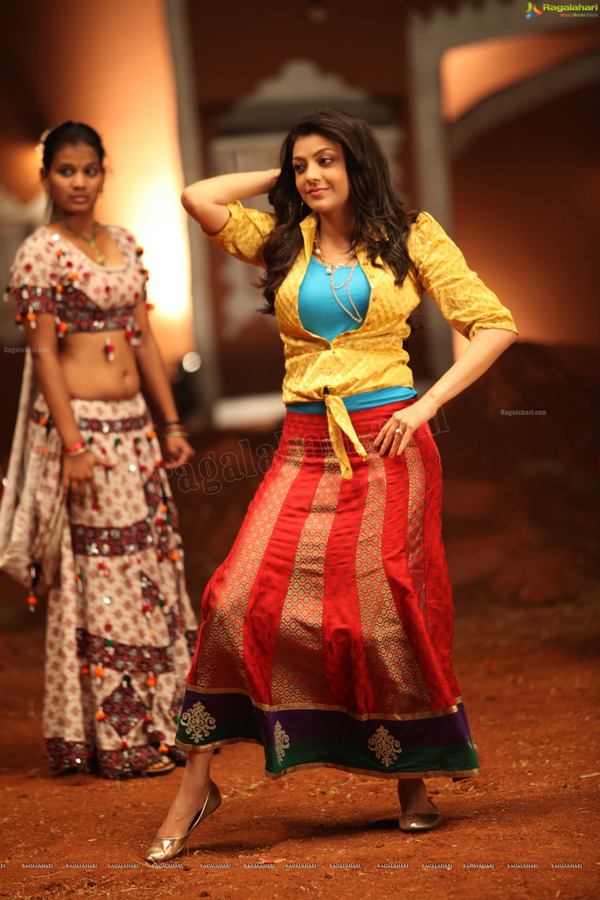 Kajal Aggarwal Dancing Stills From Sarocharu Movie, Super High Definition Photos