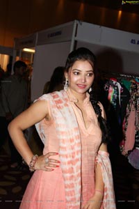 Swethabasu Prasad @ Fashion Runway Exhibition