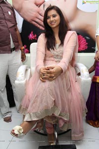 Beautiful Isha Chawla in Pink Dress - High Resolution Photos