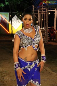 Bollywood Item Girl Mumaith Khan Photos