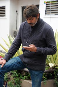 Jagapathi Babu posing with Old Beard