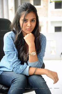 Manasa Himavarsha Photo Gallery