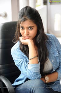 Manasa Himavarsha Photo Gallery