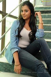 Manasa Himavarsha Photo Gallery