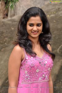 Lovers Heroine Nandita