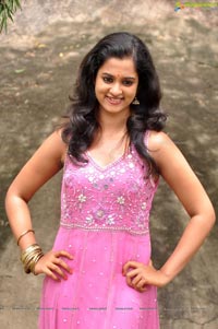 Lovers Heroine Nandita