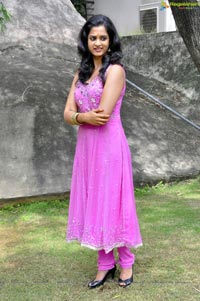 Lovers Heroine Nandita