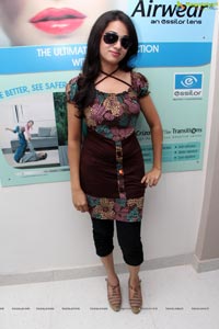 Reshma at Saberis Opticals Hyderabad