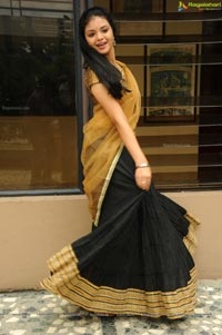 Telugu Heroine Supraja Photos