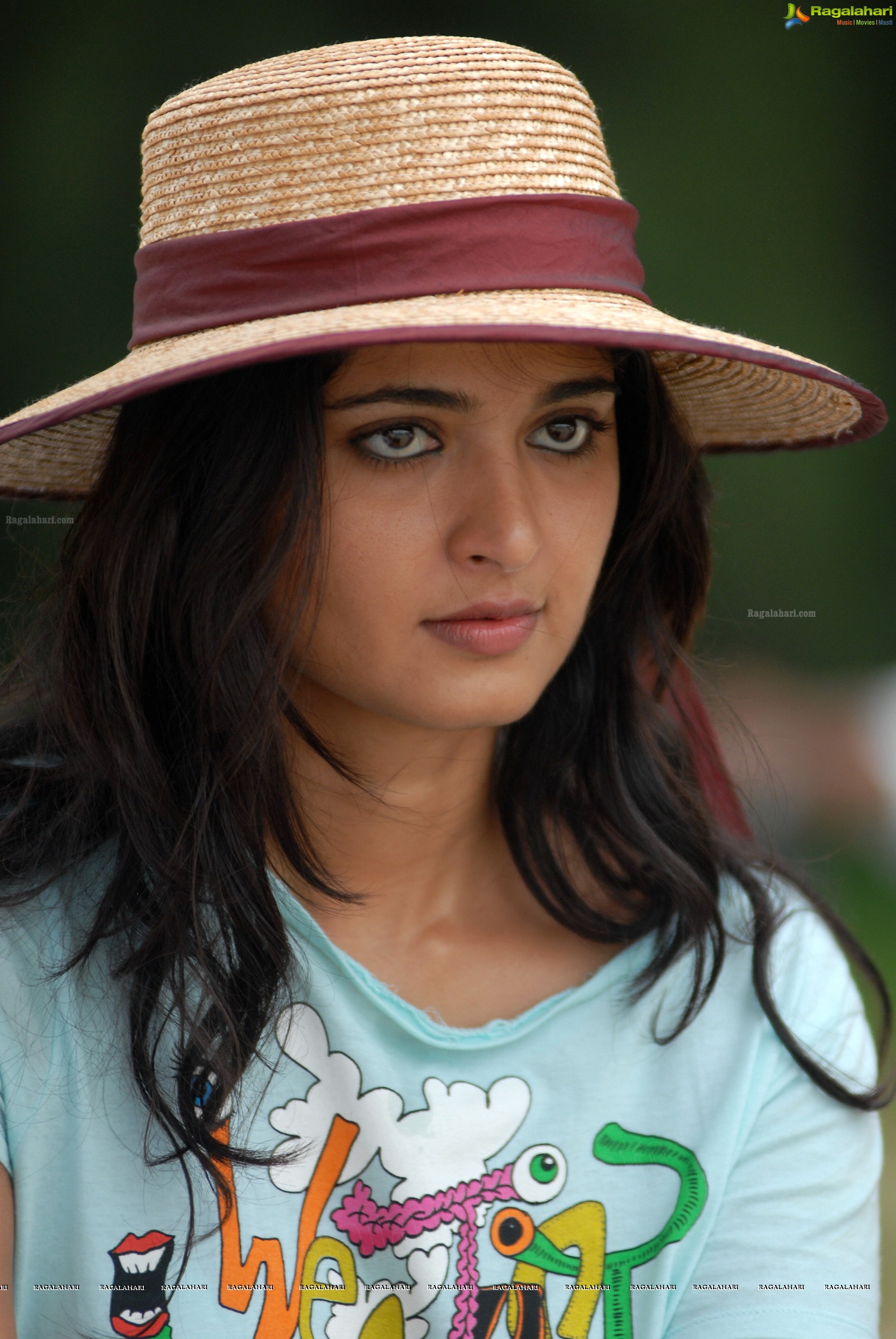 Anushka Shetty (High Definition)