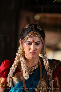 Heroine Veda Archana