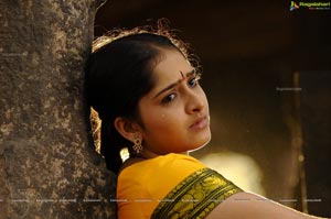 Sanusha Santhosh in Half Saree