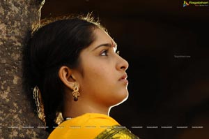 Sanusha Santhosh in Half Saree