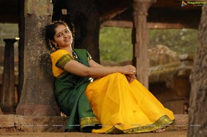 Sanusha Santhosh in Half Saree