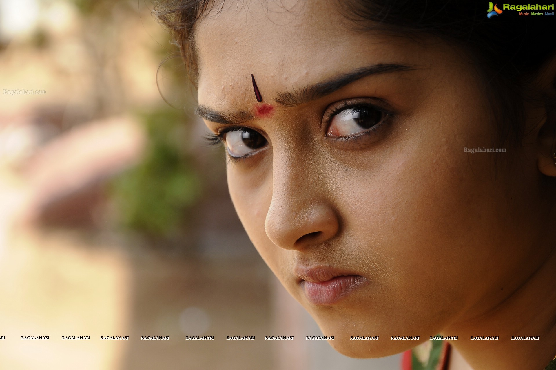 Sanusha Santhosh (High Definition)